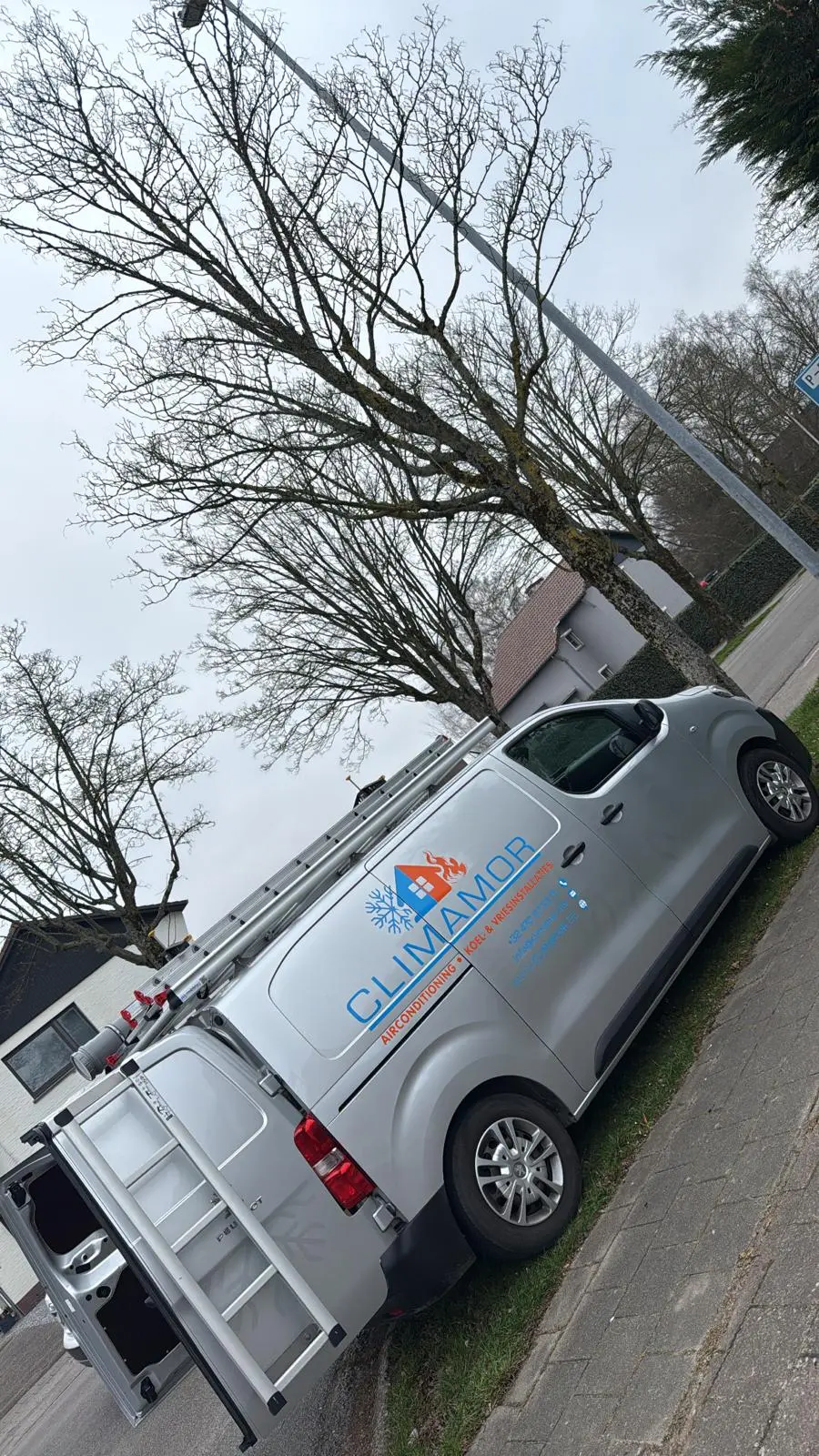 Climamor wagen portret straat Limburg